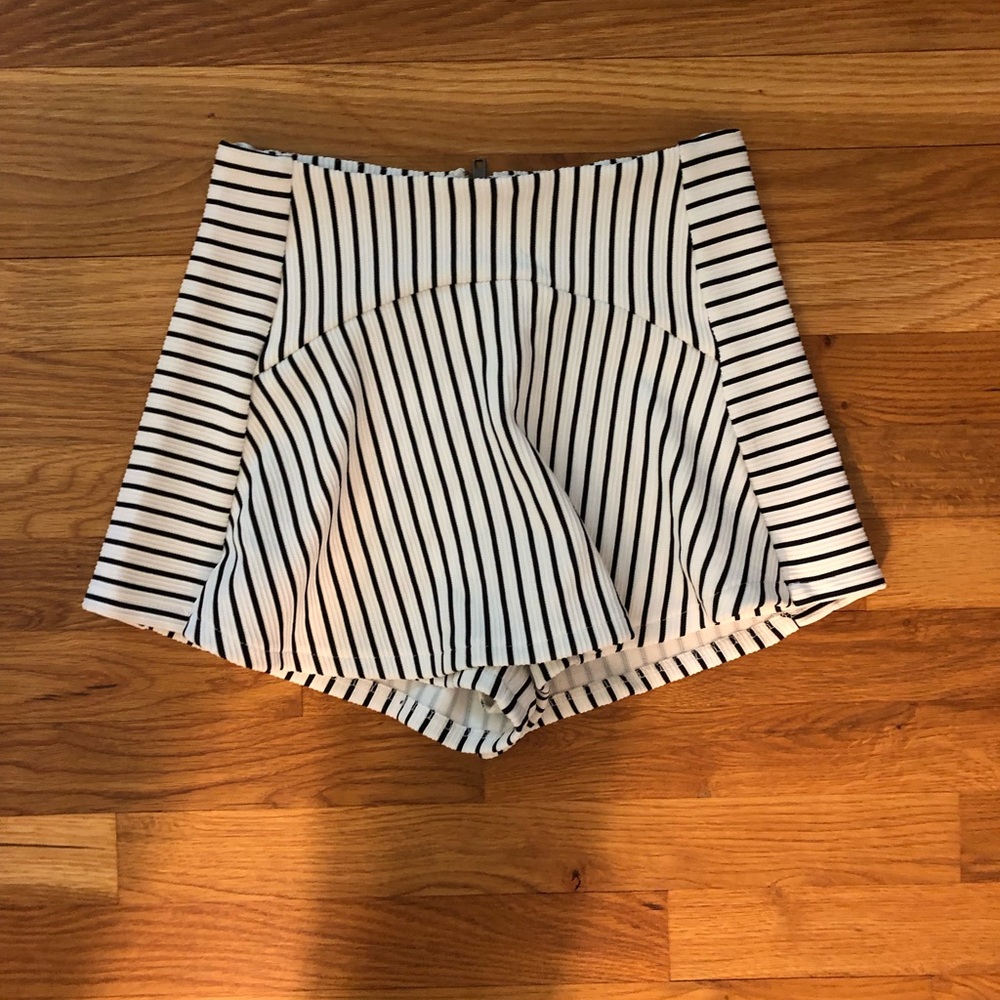 Black and white striped skort